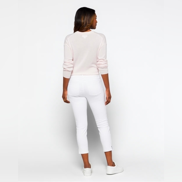 Cropped White Ankle Jeans — Sleek Slim Fit - Picture 3 of 7